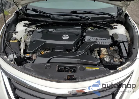 2015 Nissan Altima 2.5 из США, поврежденный, VIN 1N4AL3AP4FC258060